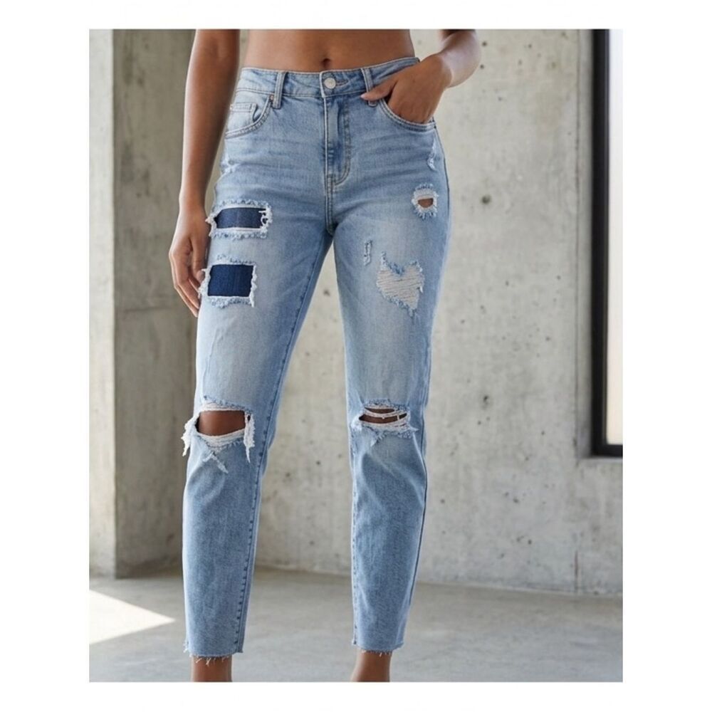Take 50% OFF- Wassio Distressed Light Blue Jeans, Size-4/27